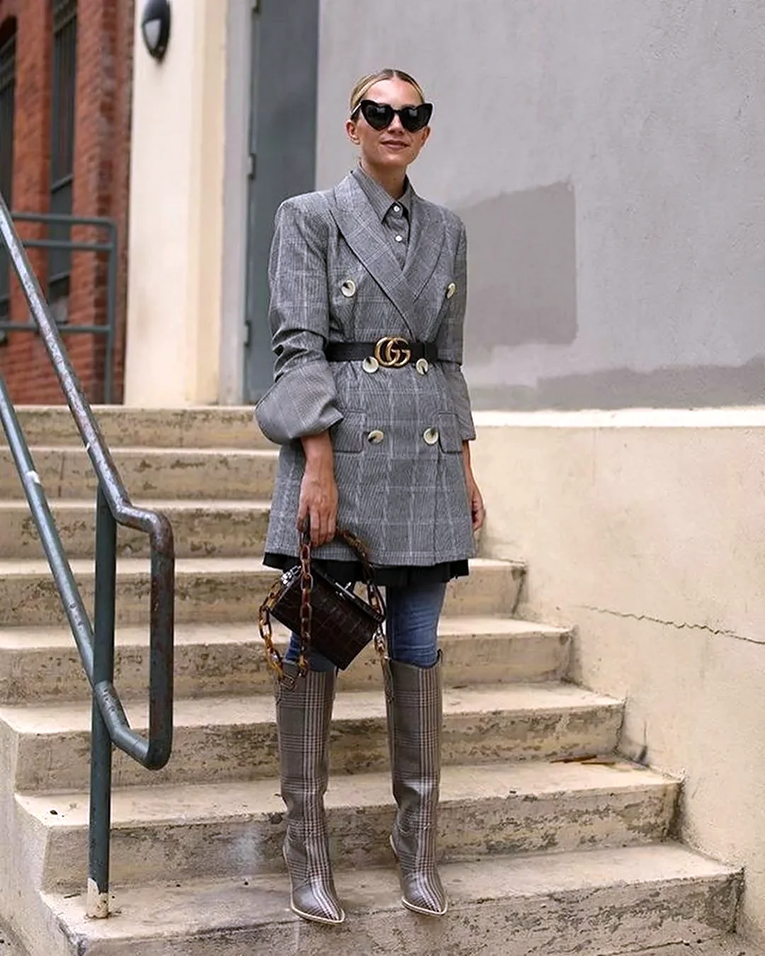 Сапоги казаки с пальто