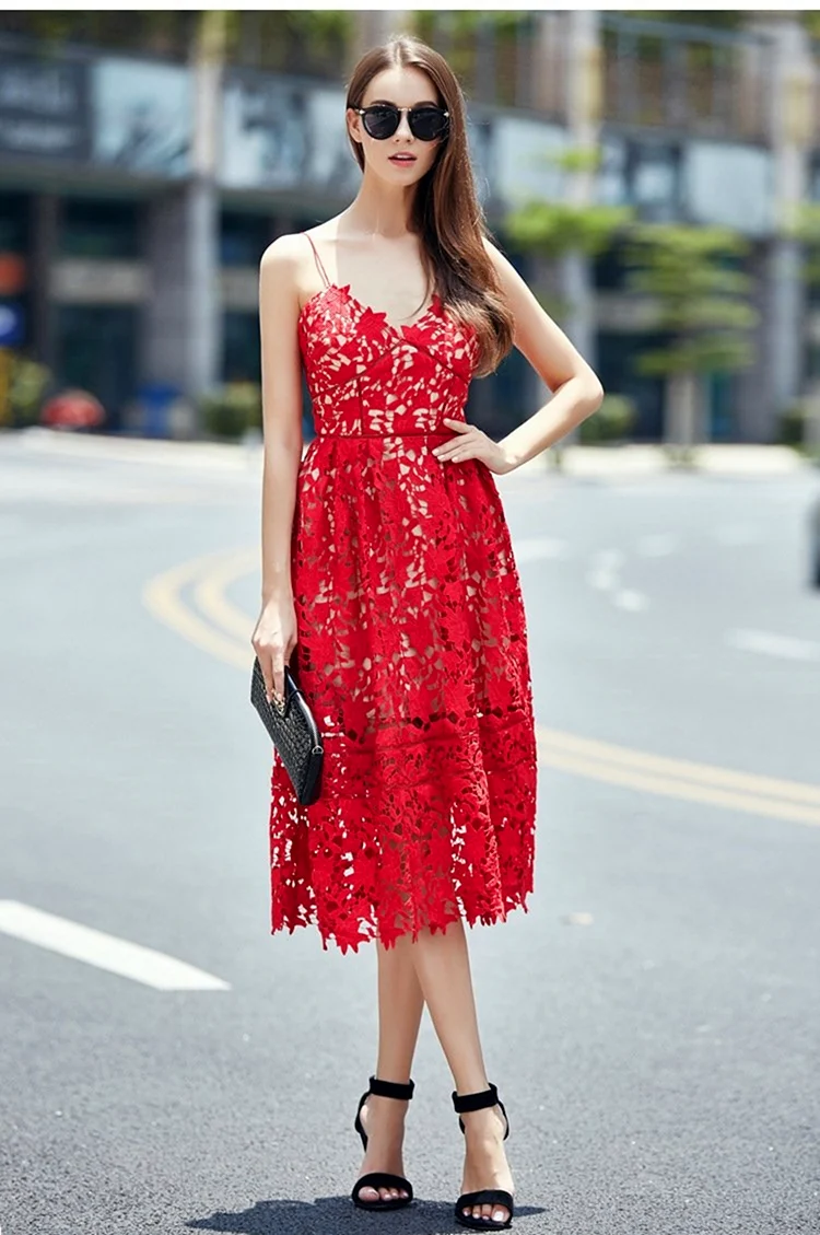 Вечернее платье с босоножками