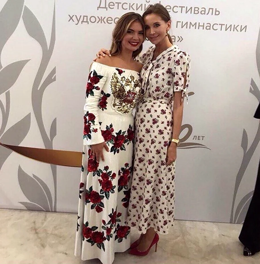 Платье Алины Кабаевой