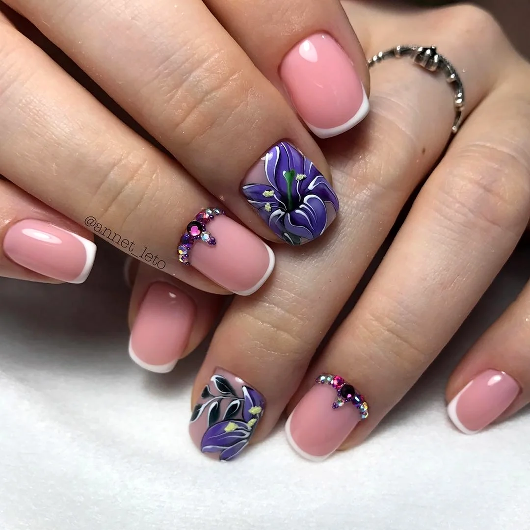 Сиреневый френч