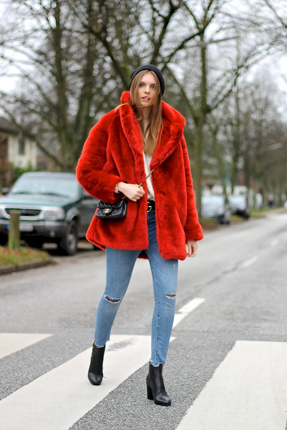 Шуба красная h&m