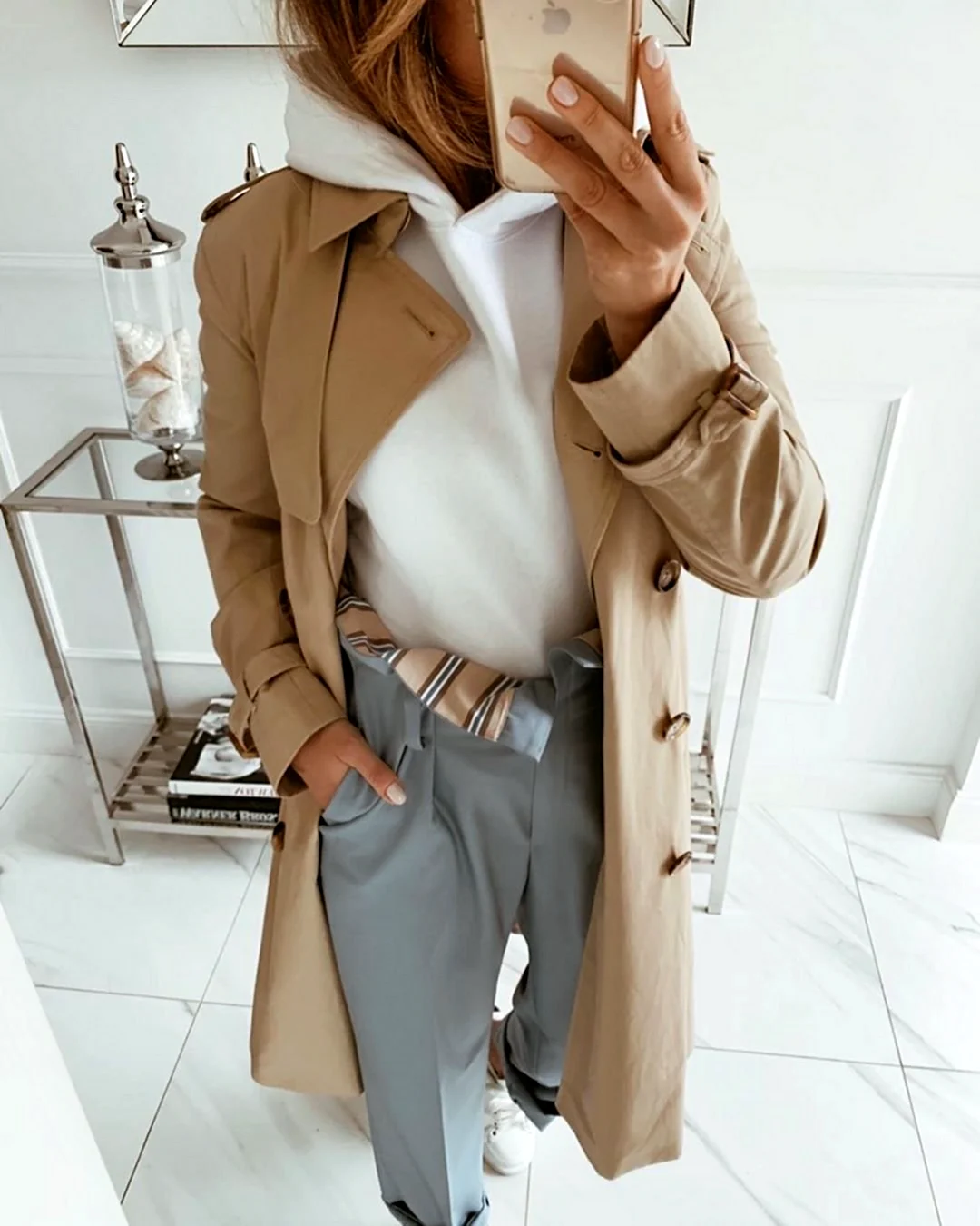 Образы с Тренчем бежевым