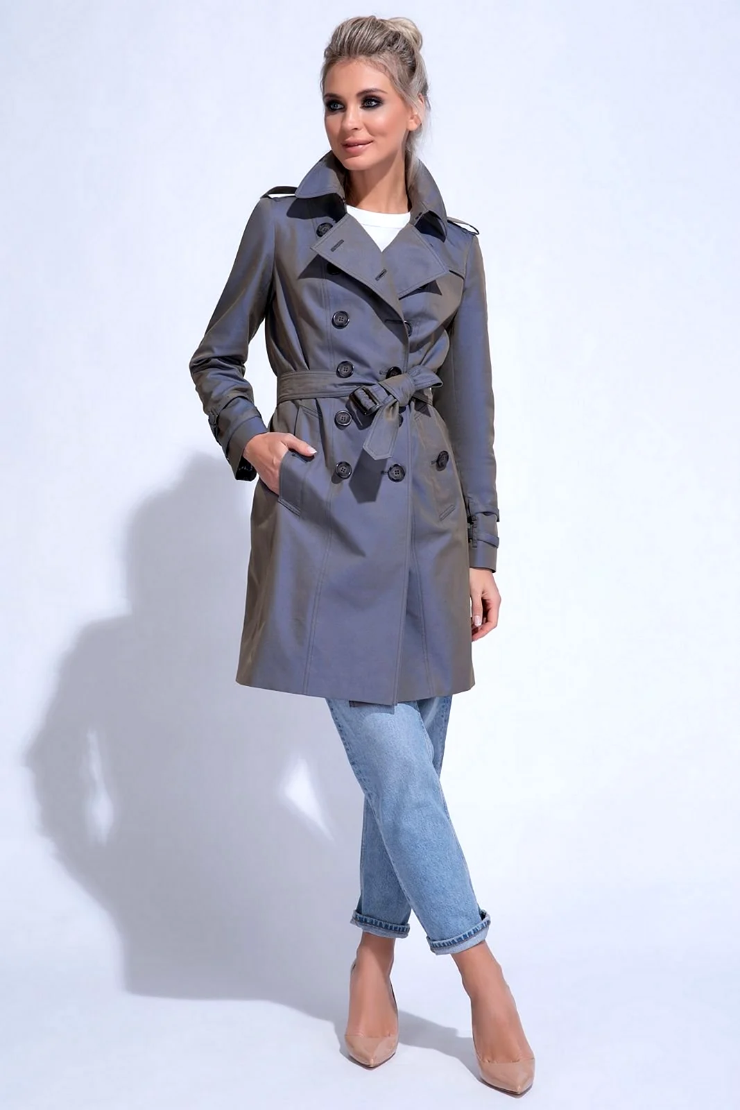 Плащи женские Весна 2021