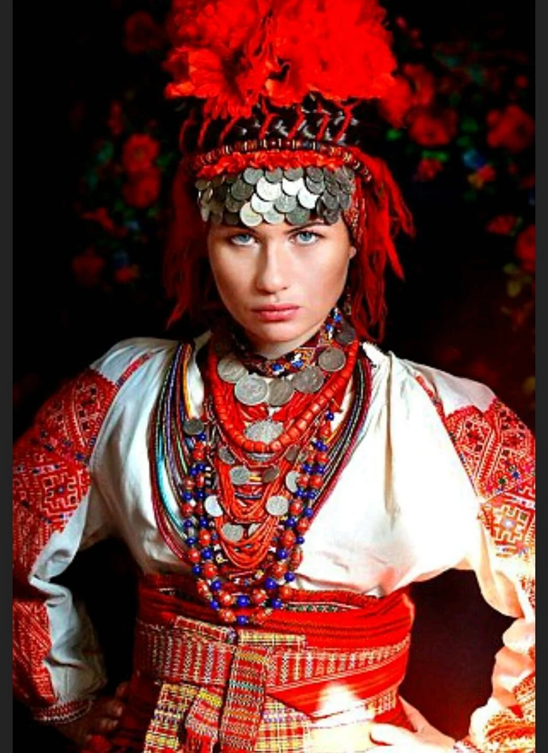 Украинский костюм женский