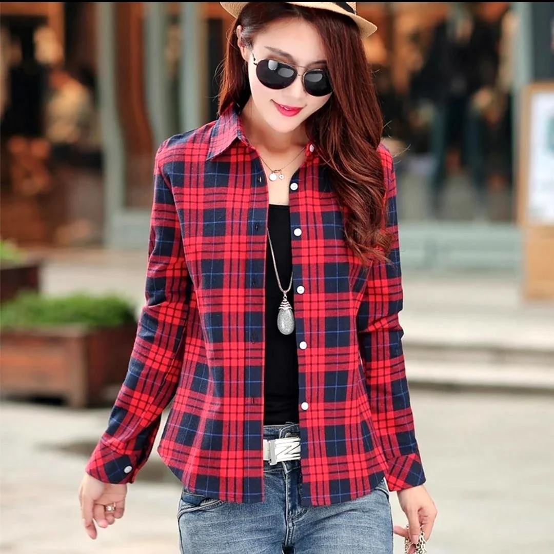 Рубашка в клетку женская