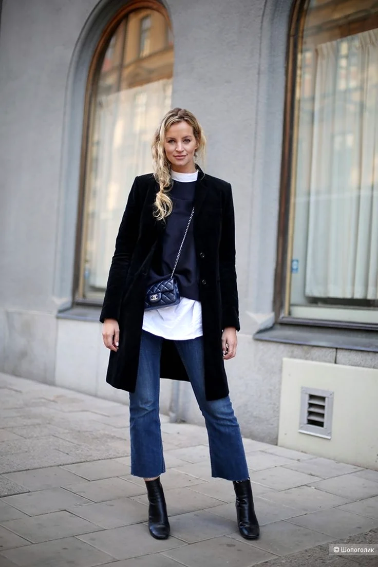 Пальто и укороченные брюки