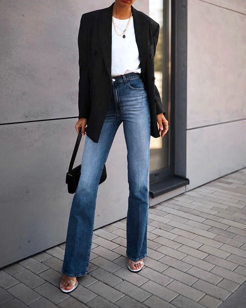 Джинсы клеш 2022