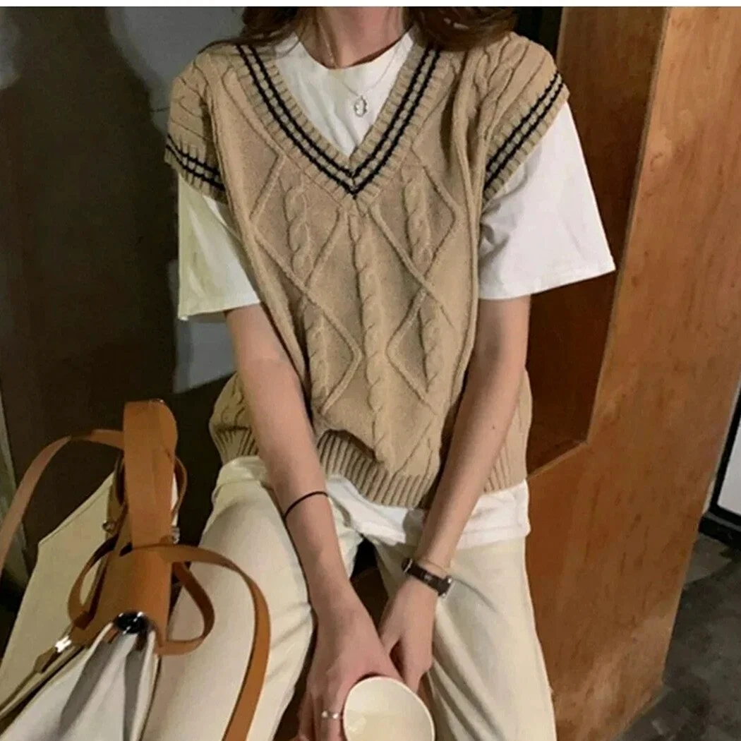 Трикотажный жилет тренд 2021