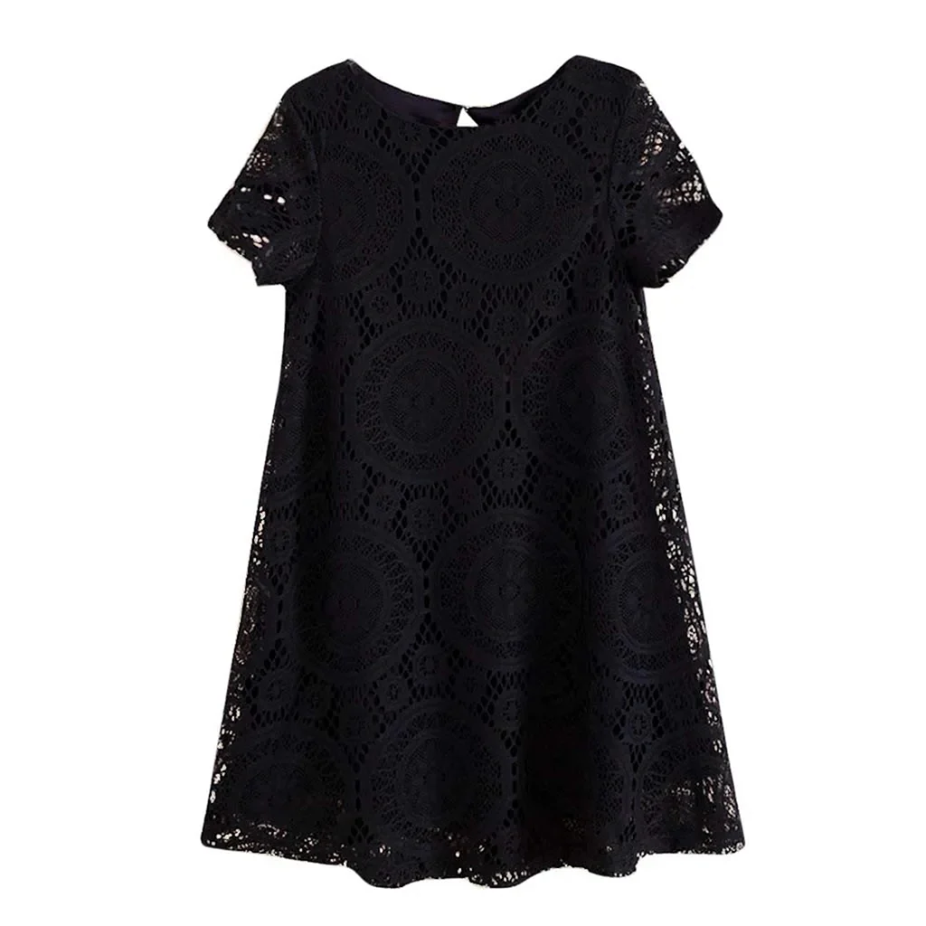 Платье с кружевом