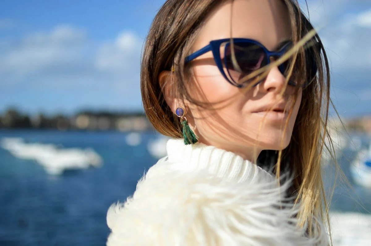 Девушка в очках