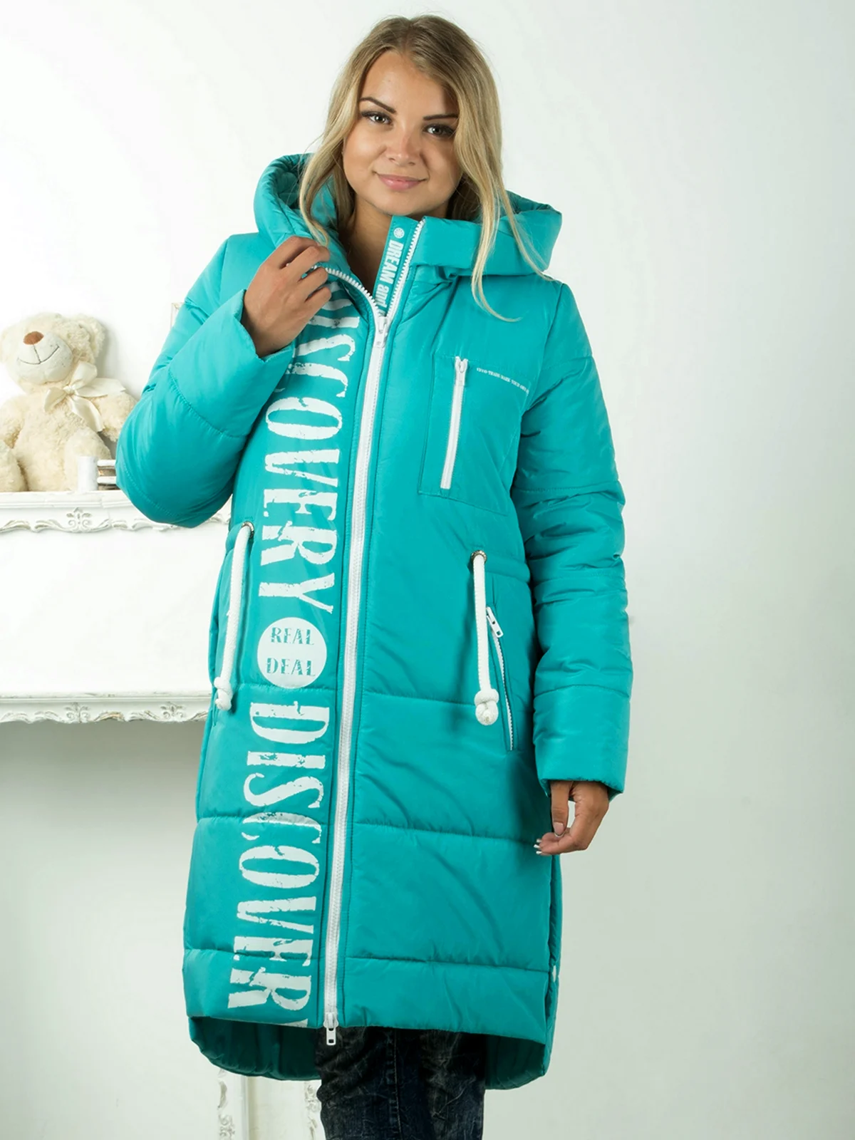 Бирюзовый пуховик