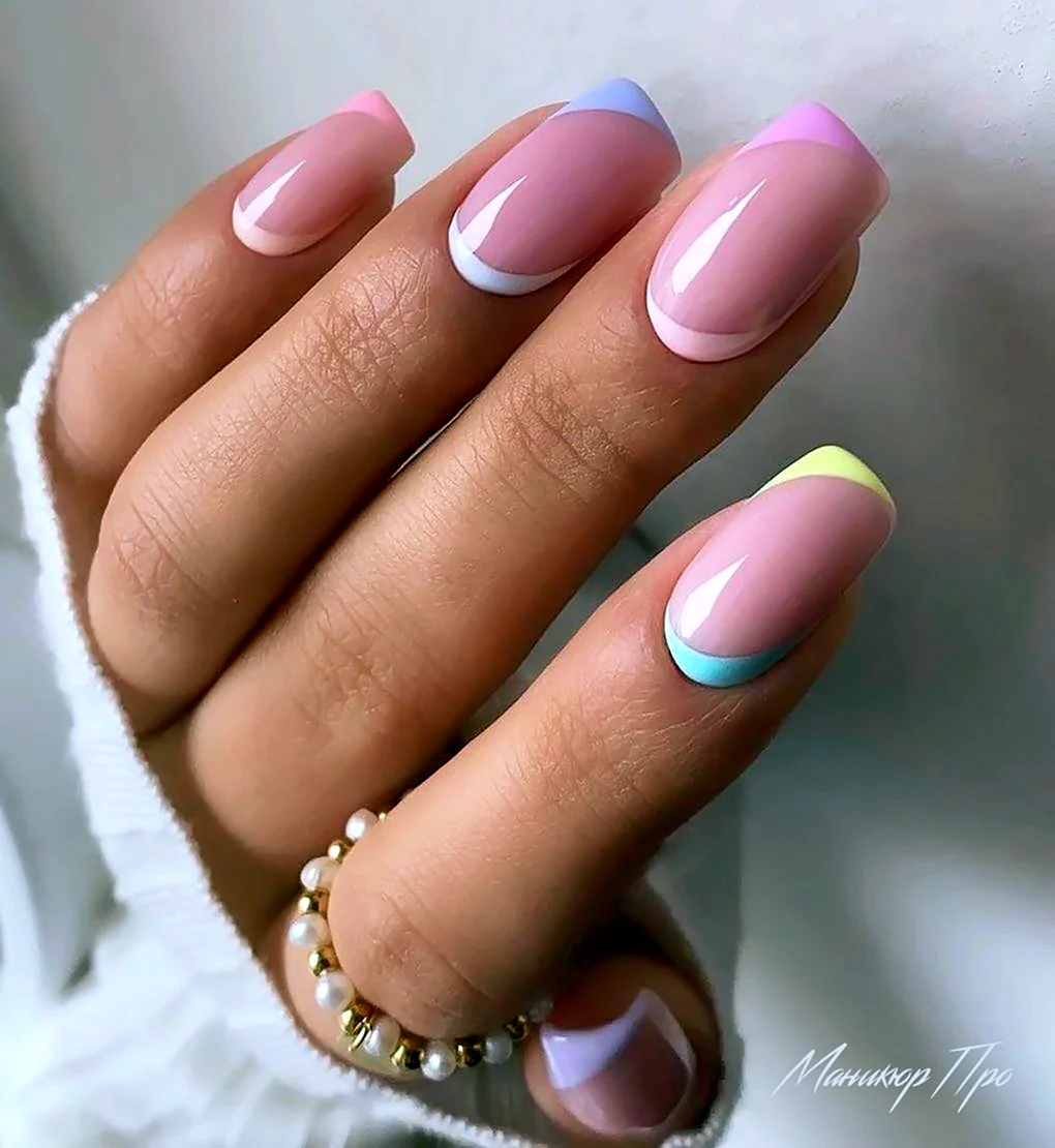 Летний маникюр френч