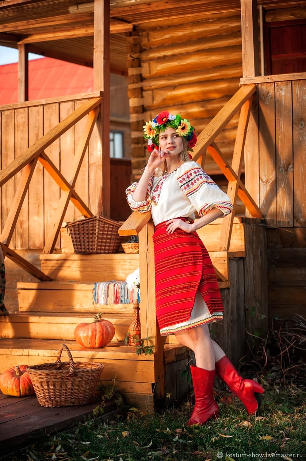 Украинский костюм женский