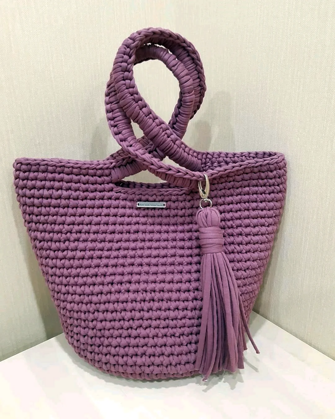 Сумка тоут из трикотажной пряжи