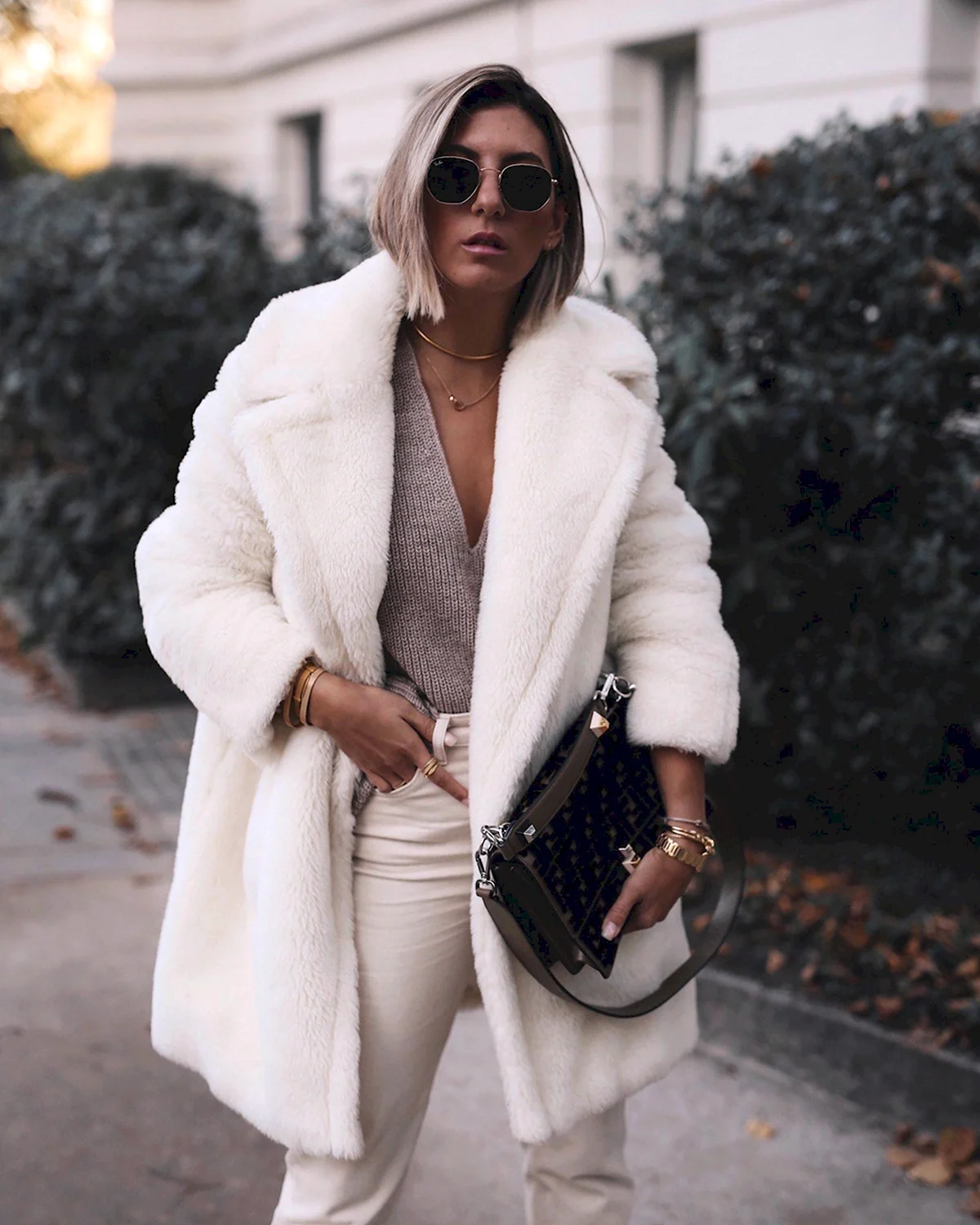 Шуба Тедди стрит стайл 2020