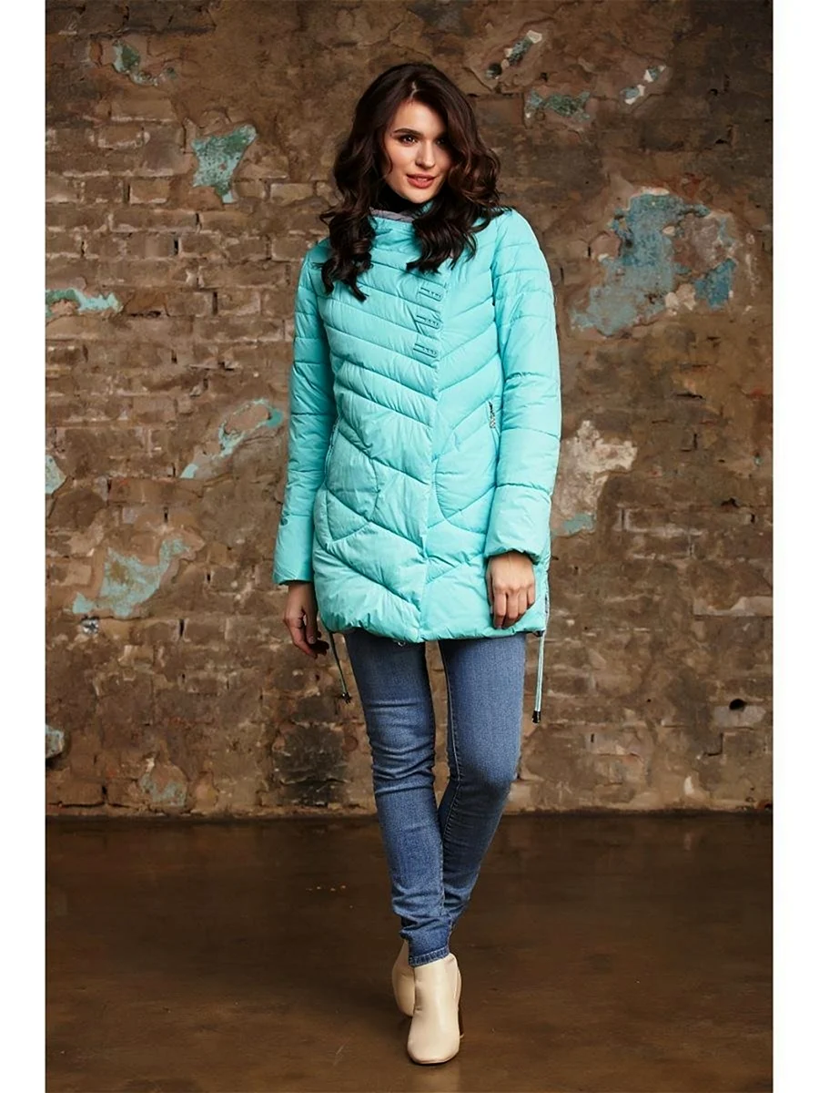 Бирюзовый пуховик