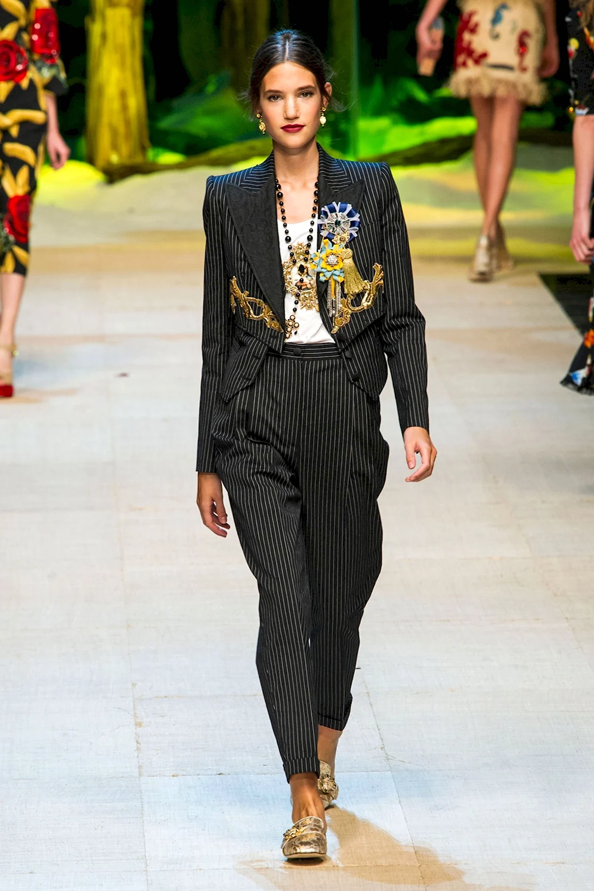 Брючный костюм Дольче Габбана