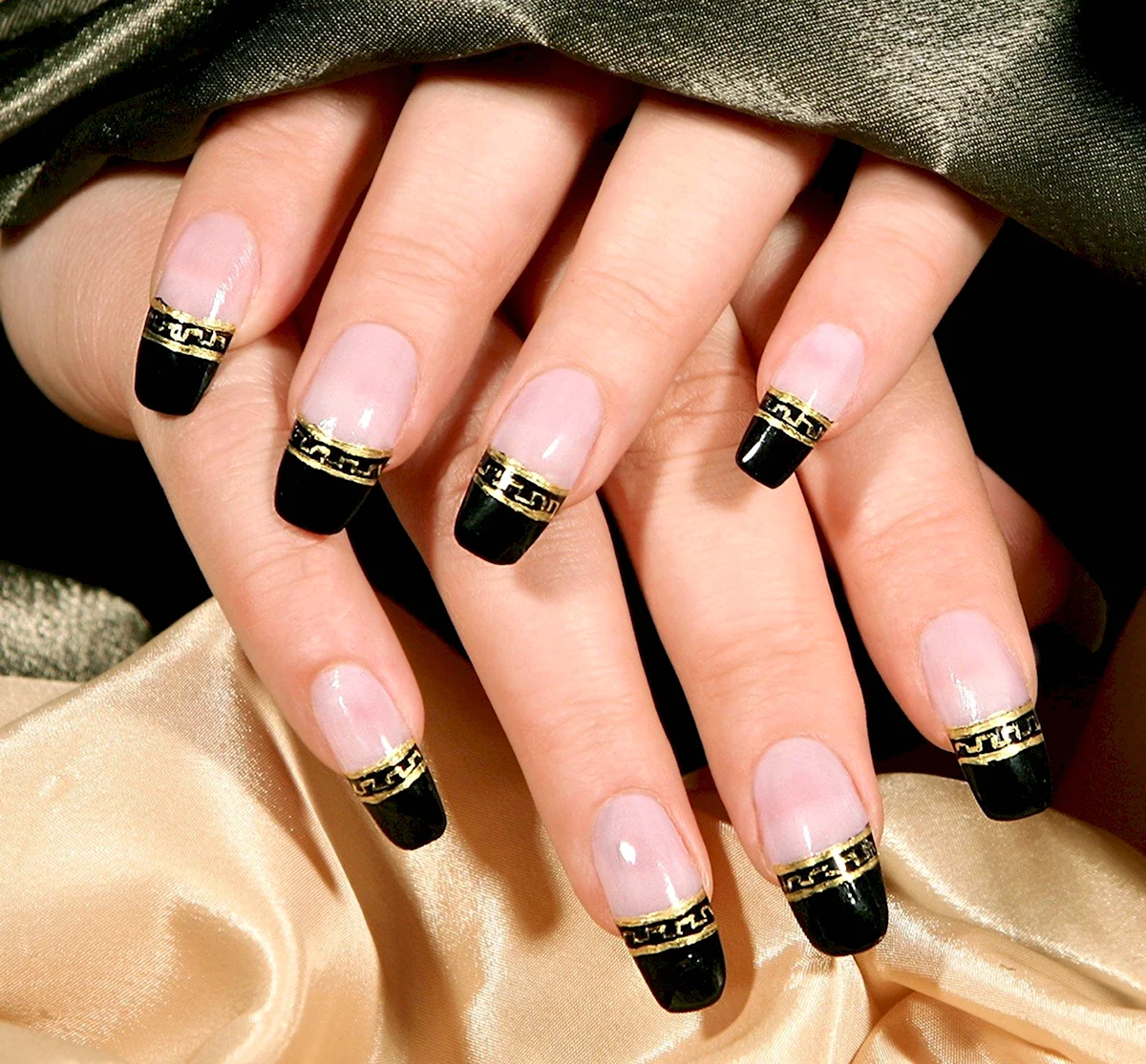 Френч черный с золотом