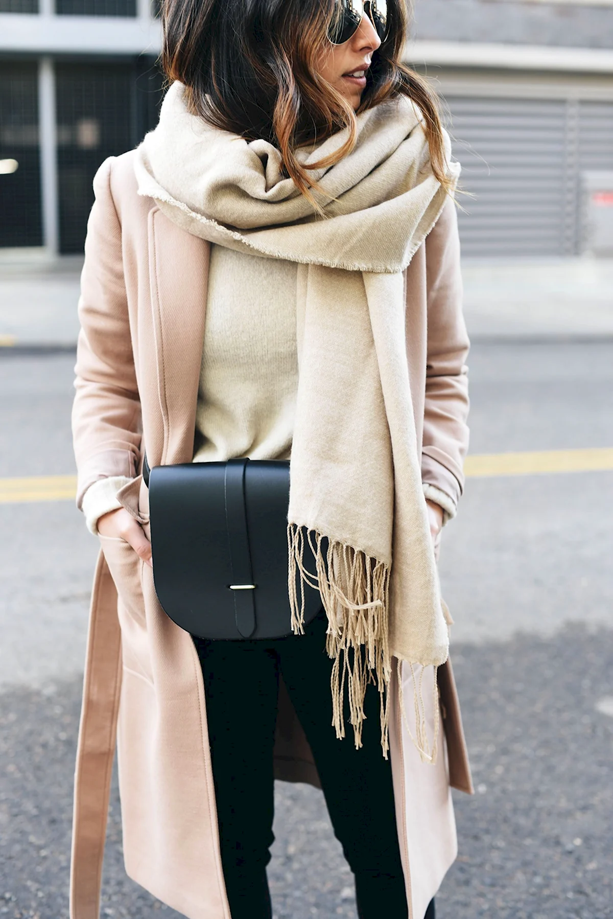 Образы с шарфом