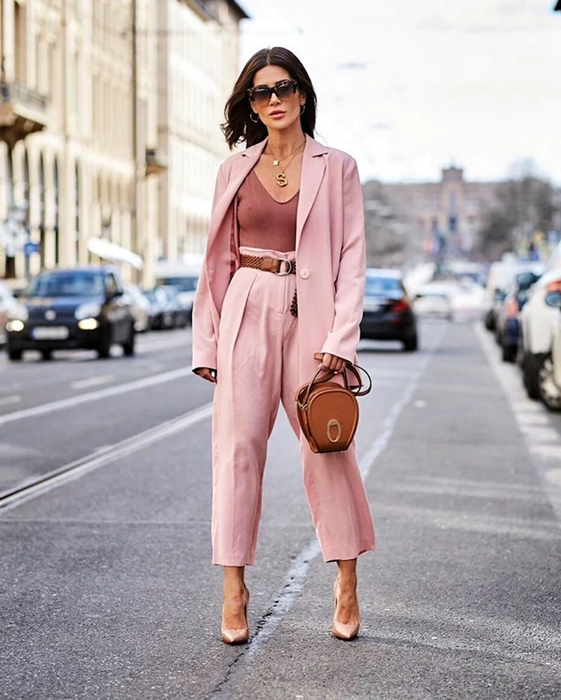Тотал Pink стритстайл 2020
