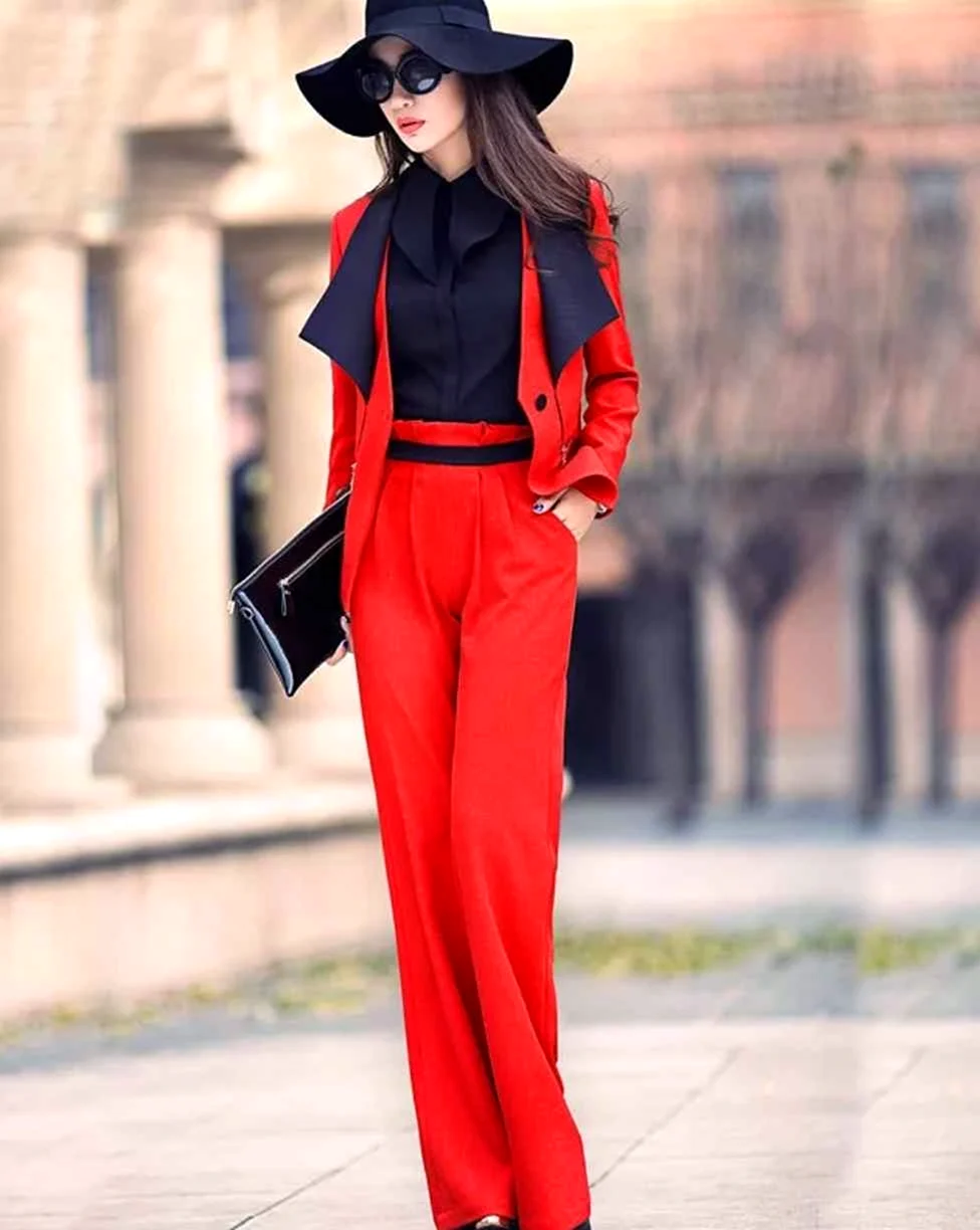 Костюм брючный