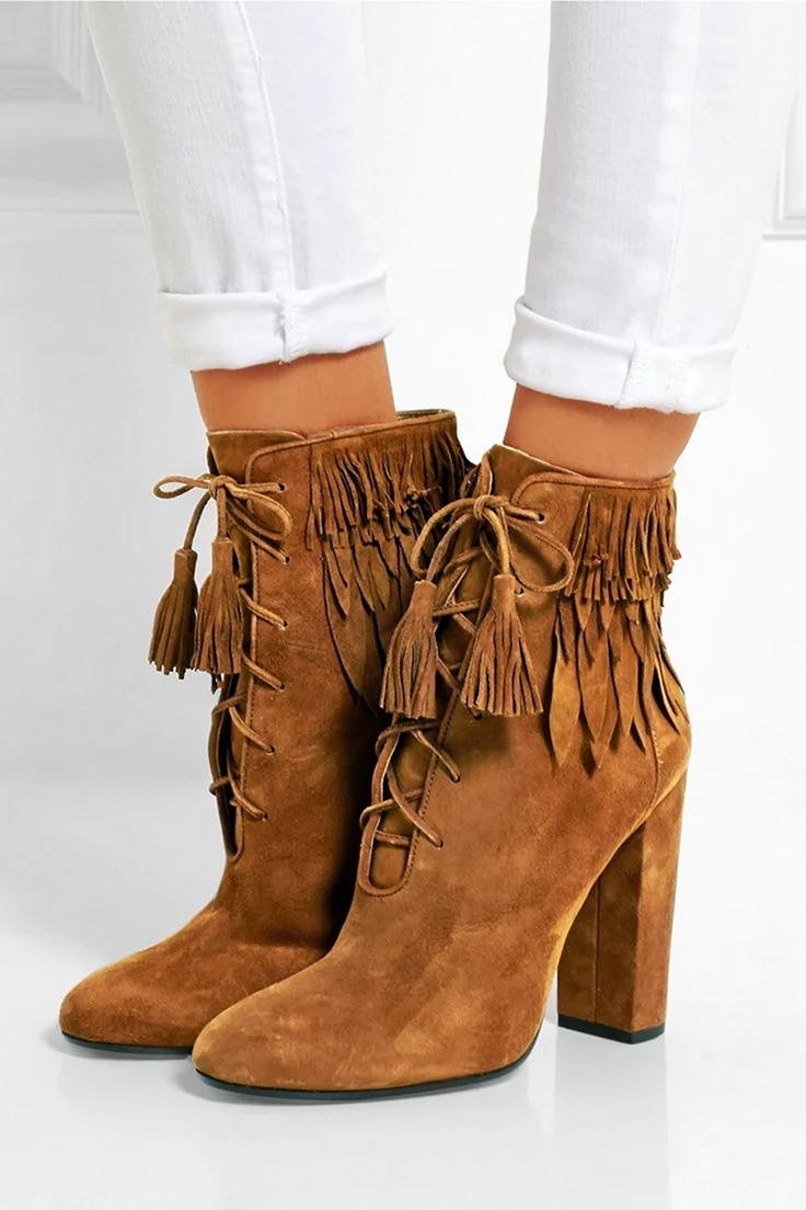 Ботинки в ковбойском стиле женские