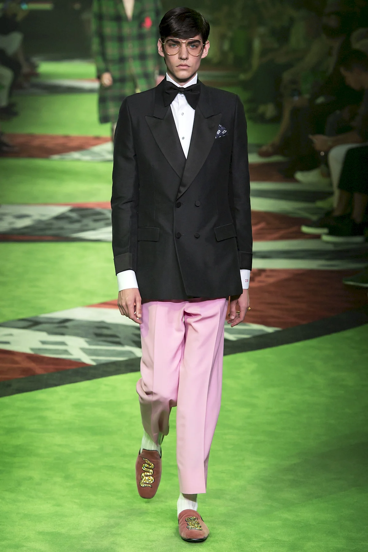 Gucci Street Style male