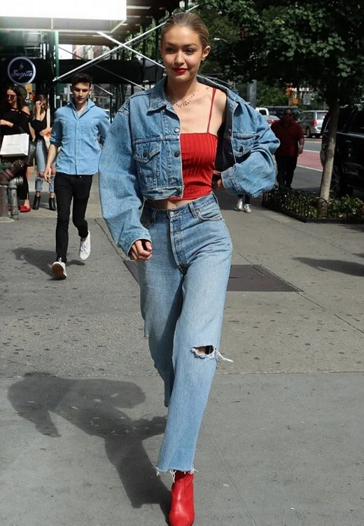 Джиджи Хадид джинсовый лук