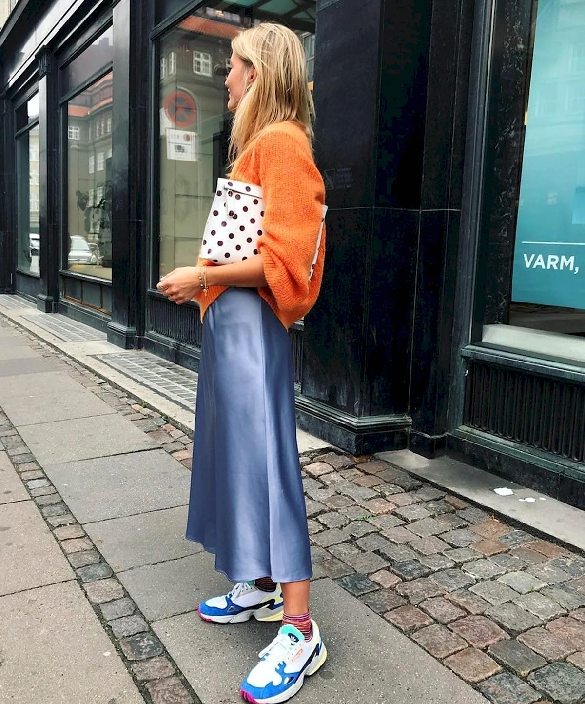 Шелковая юбка стрит стайл