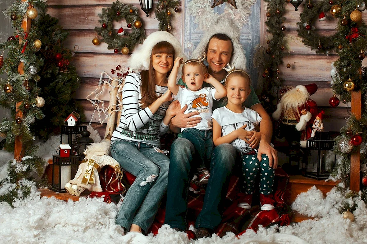 Новогодняя фотосессия семейная