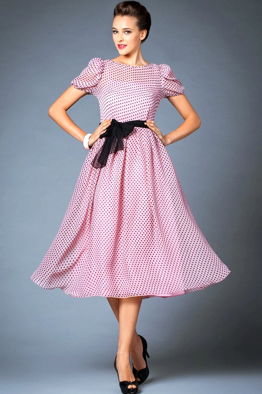 Платье в стиле ретро