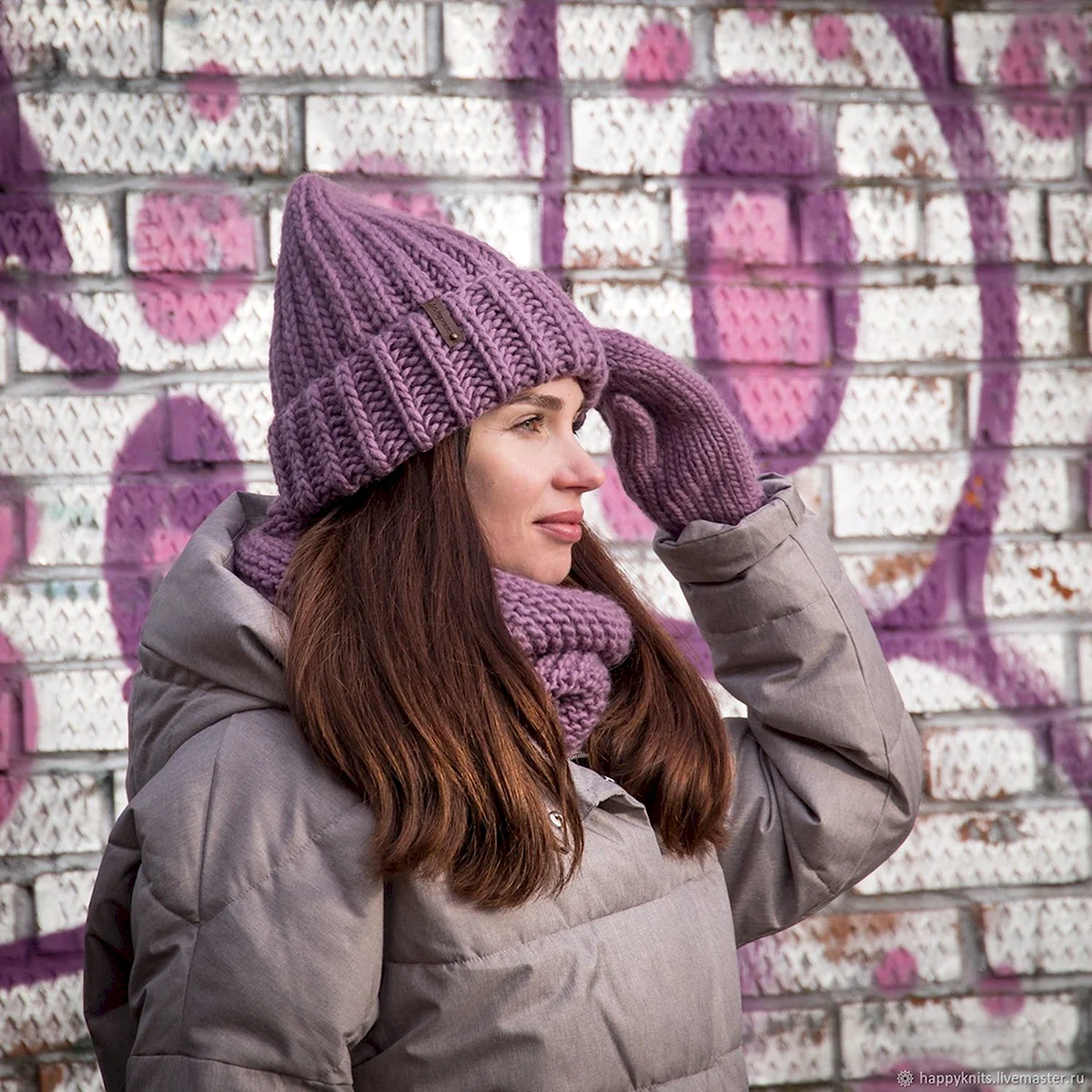 Пыльно сиреневая шапка