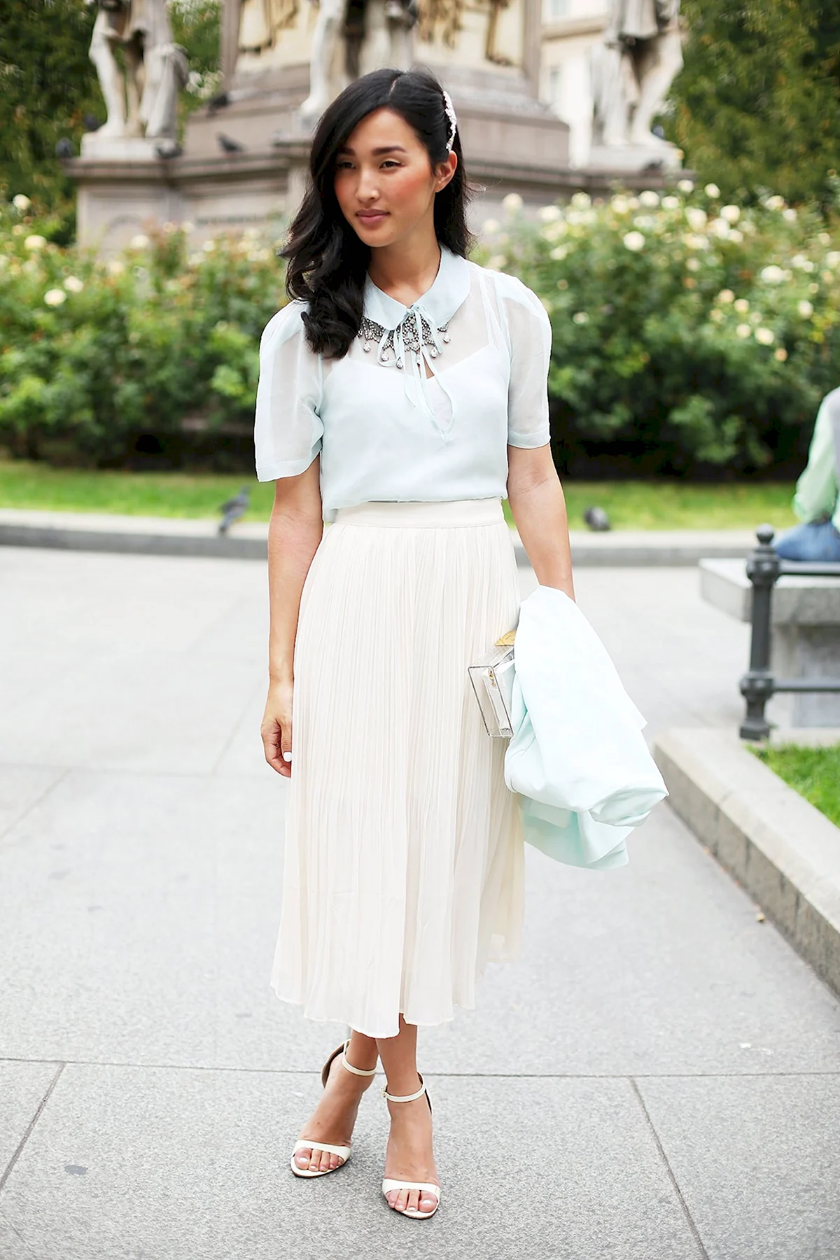 Образы с белой юбкой