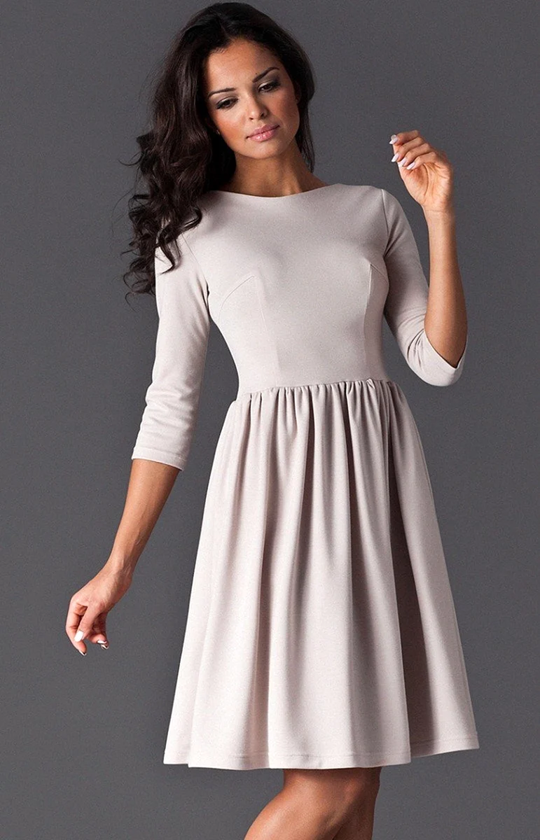 Платье со складками