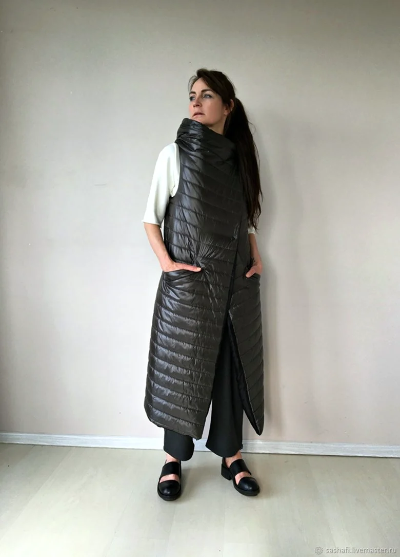 Стёганый жилет Zara удлиненный