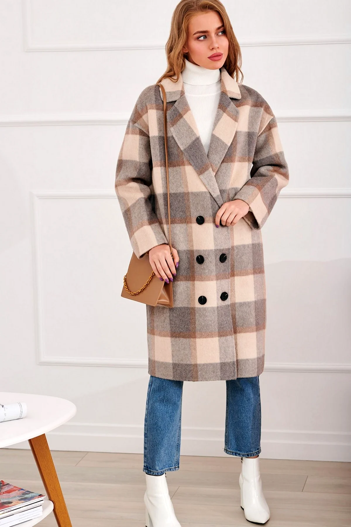 Полупальто в клетку