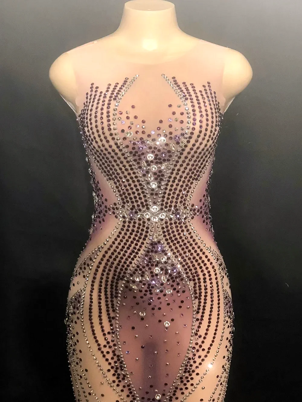 Платье сетка со стразами Incanto