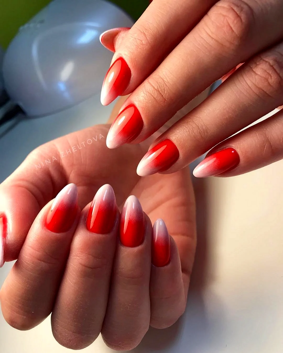 Маникюр омбре 2020 красный