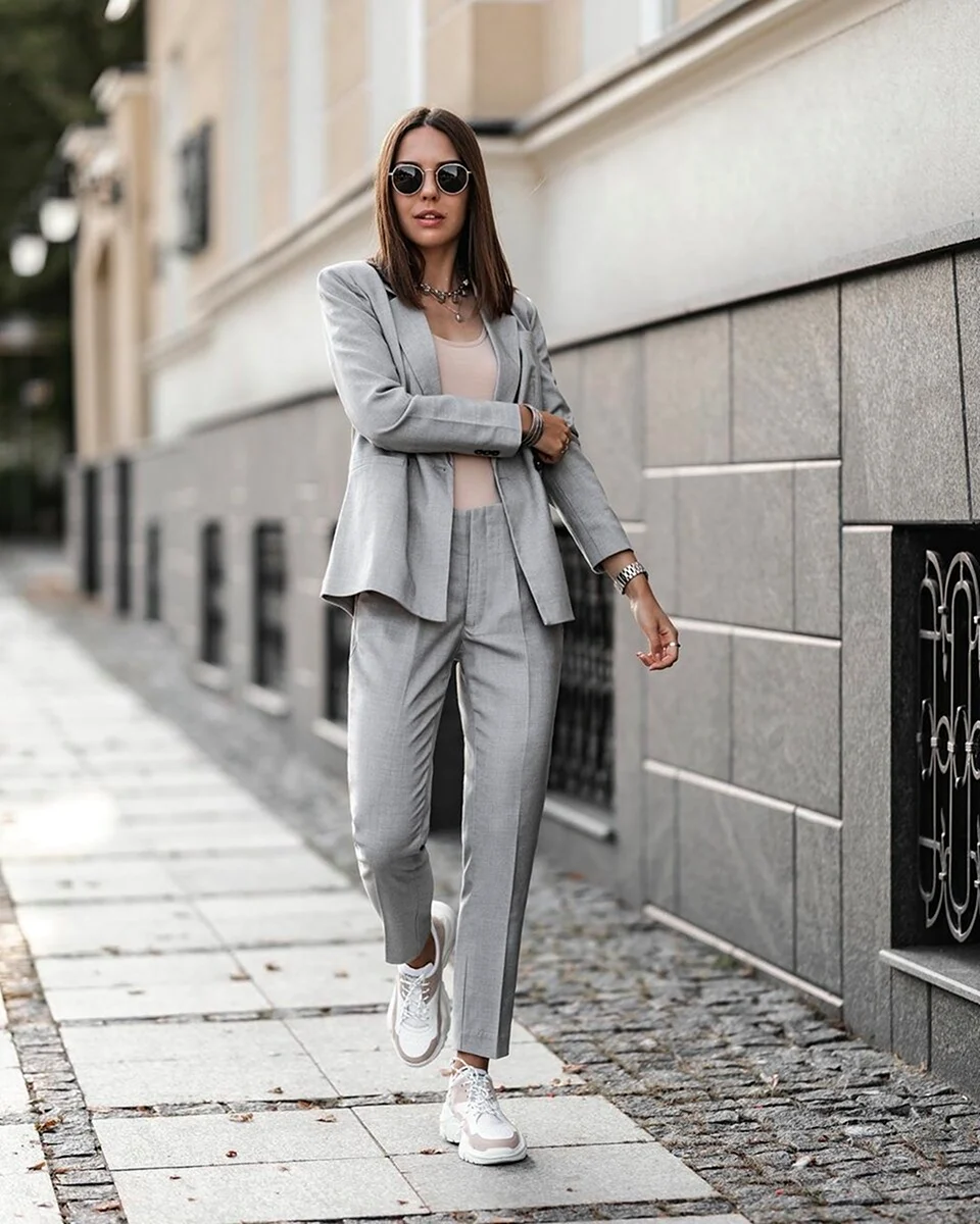 Аннабель Флер брючные костюмы