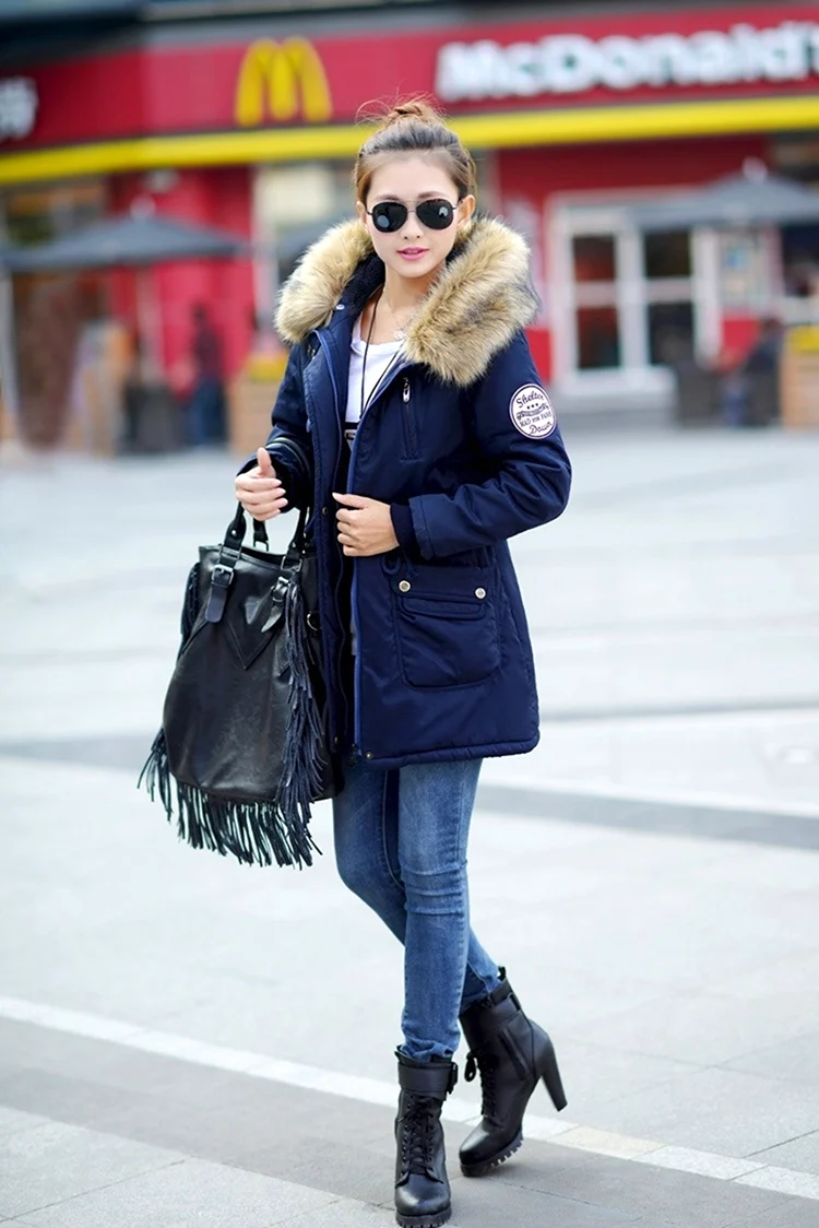 Парка с синим мехом