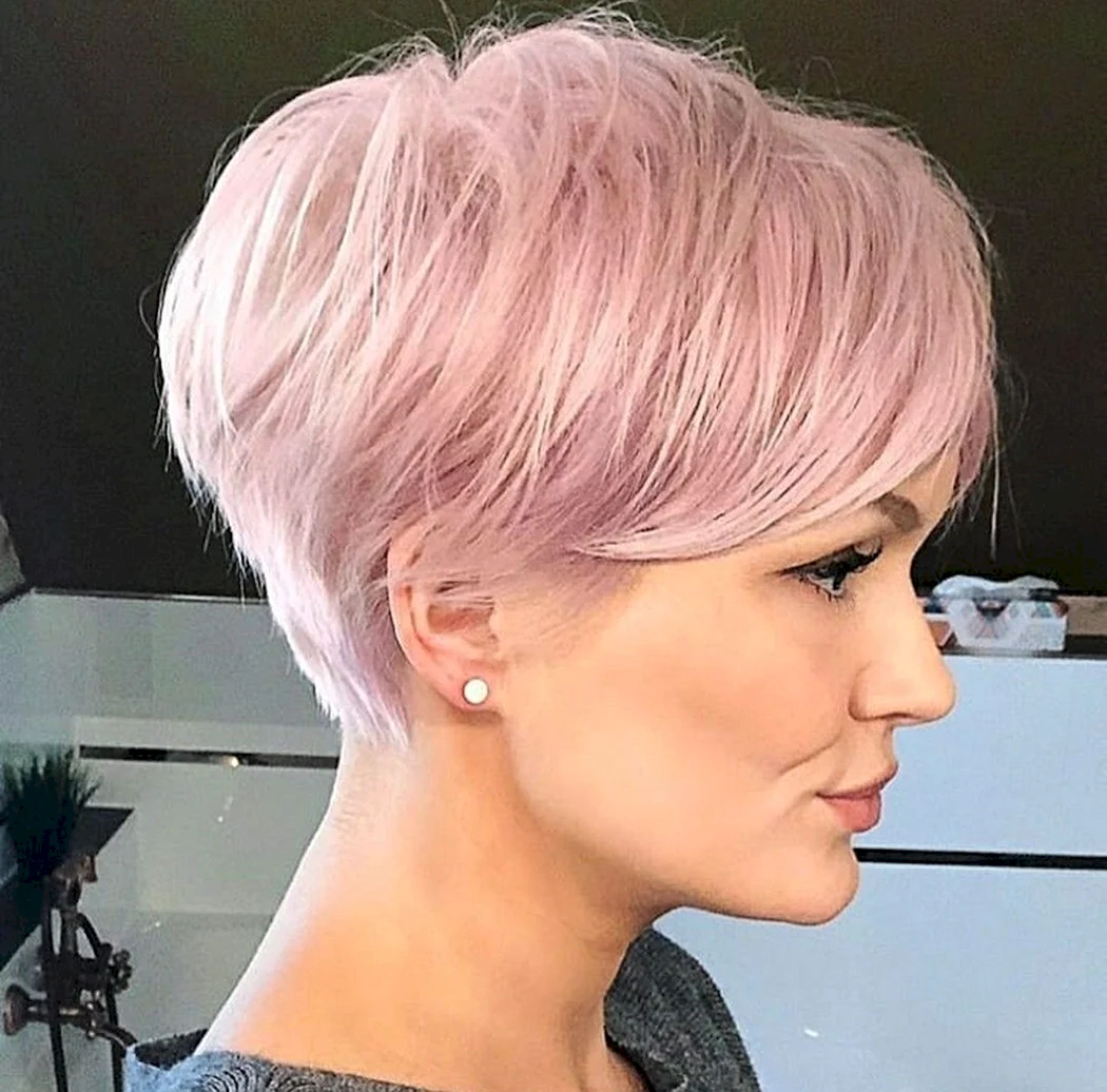 Пикси Боб стрижка блонд