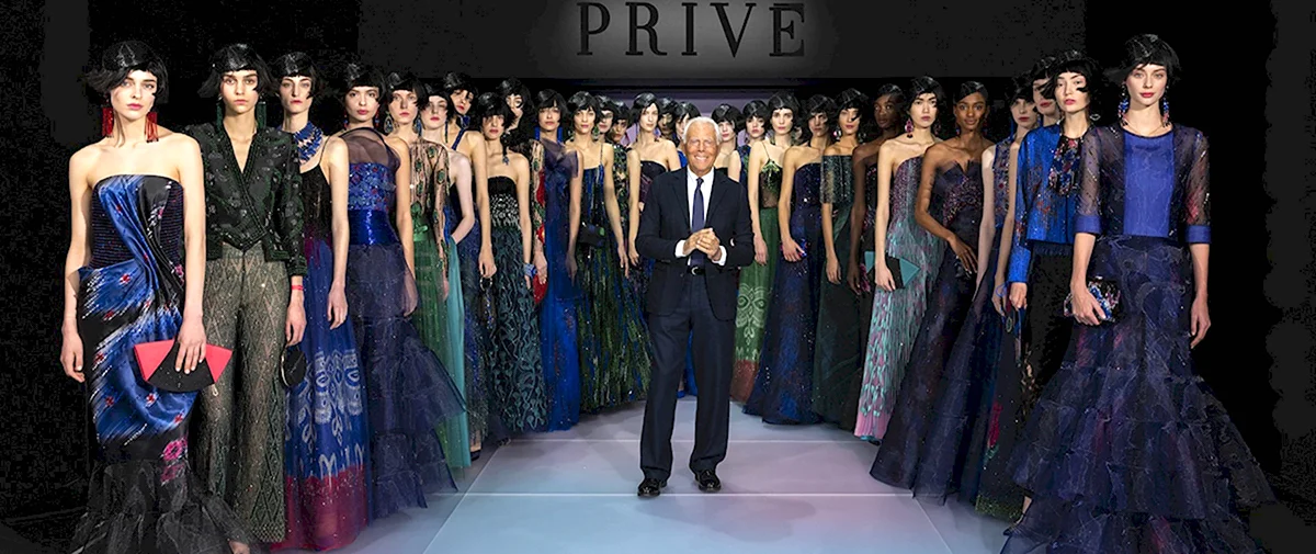 Бренд Giorgio Armani показ 2020