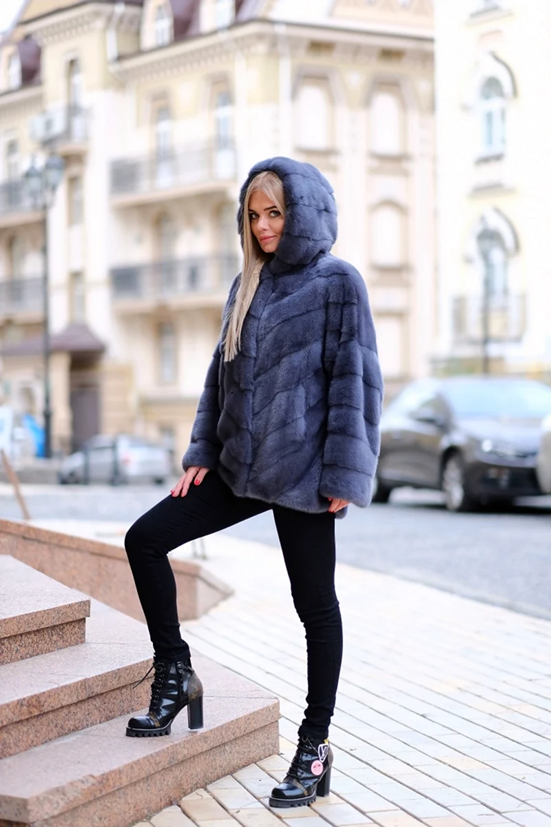 Модные Луки с шубой из норки