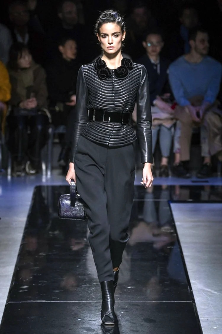 Джорджио Армани коллекция 2020