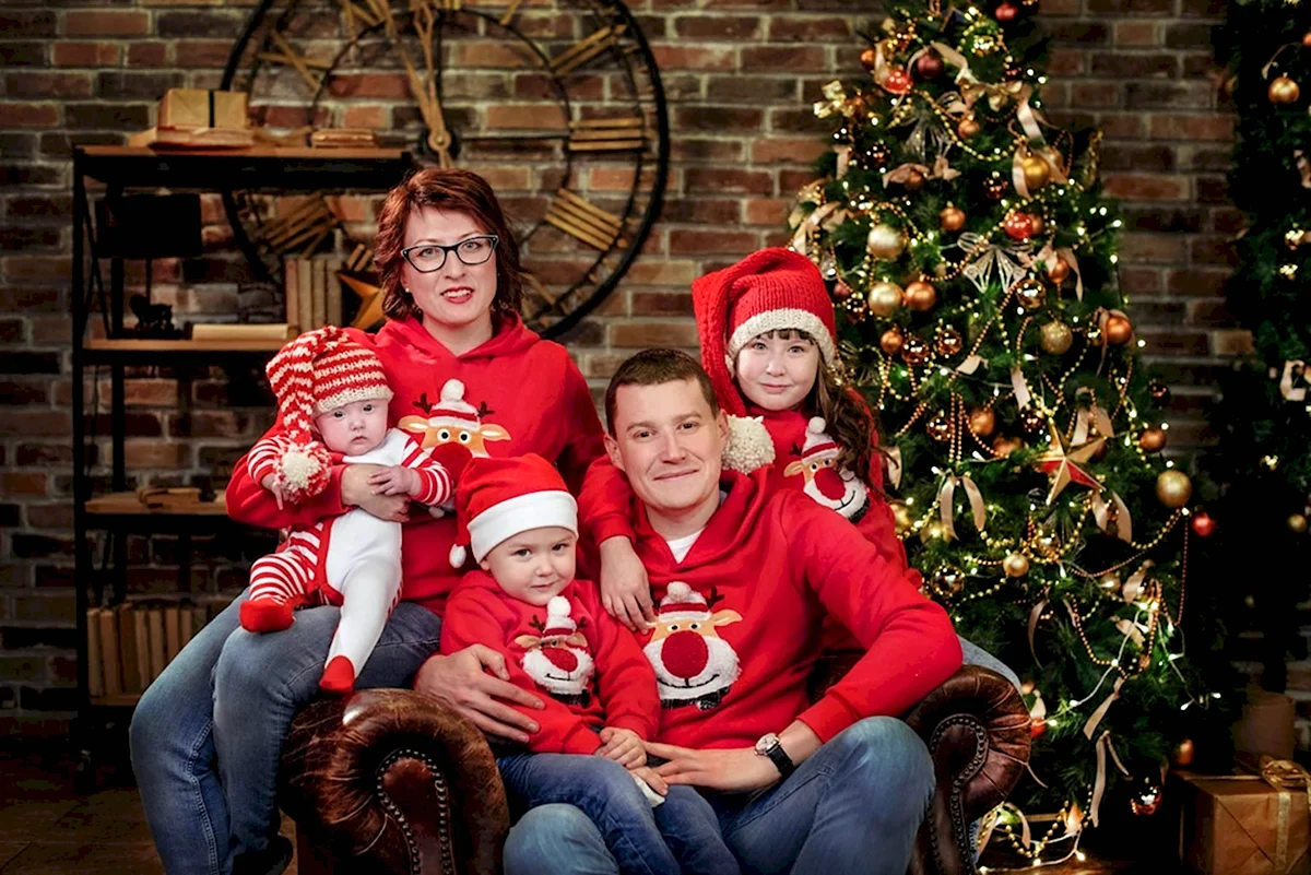 Новогодняя фотосессия семейная