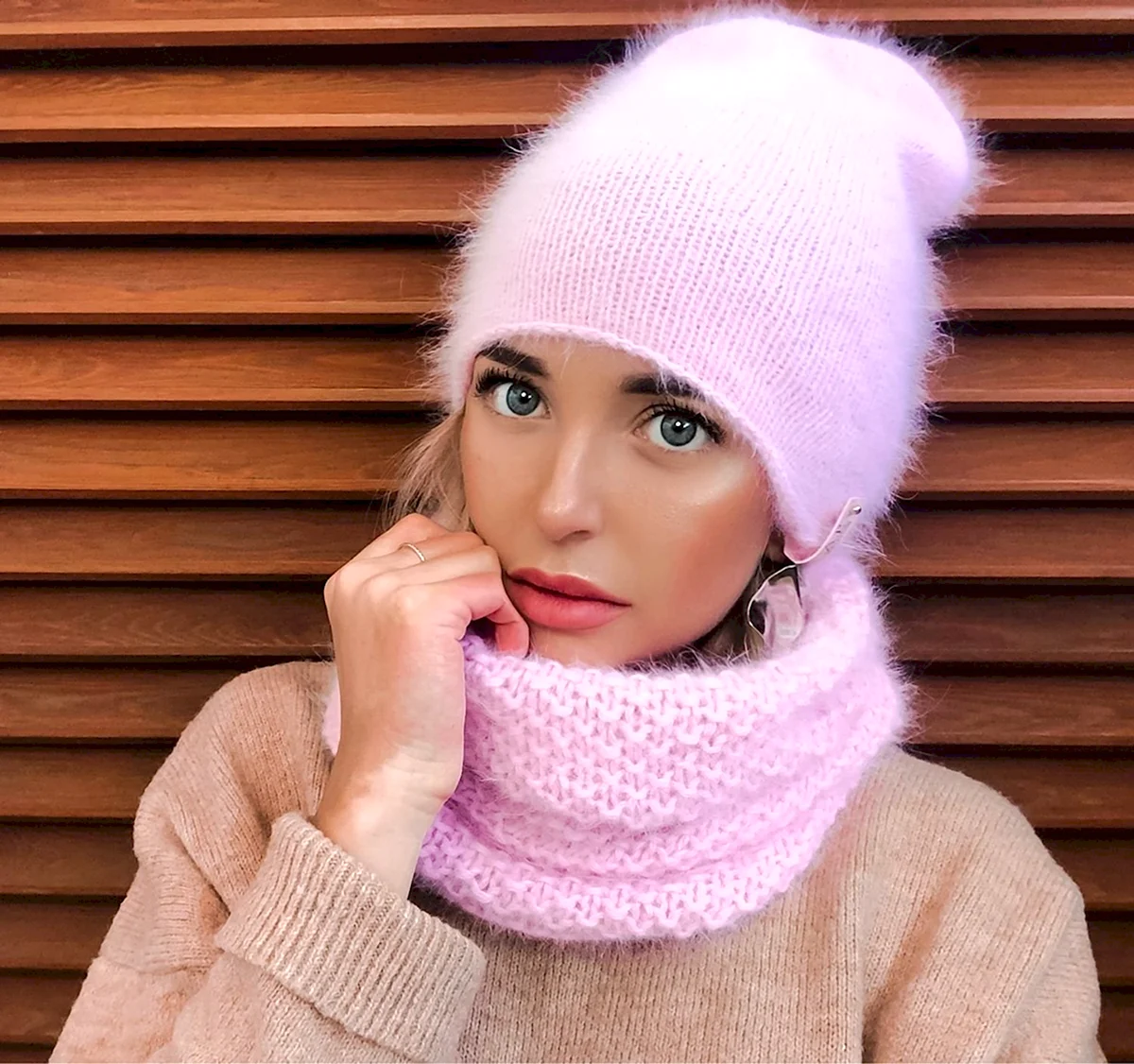 Шапка бини Ольга Макшеева