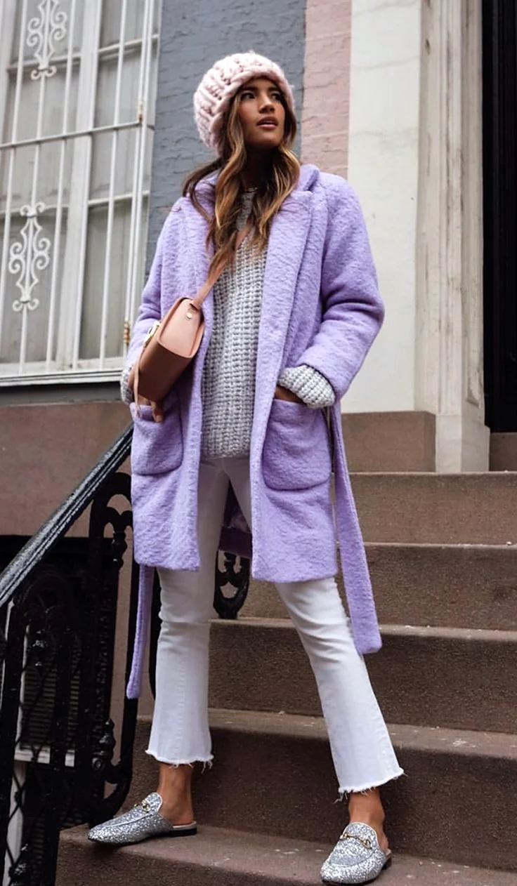 Лавандовое пальто с шапкой