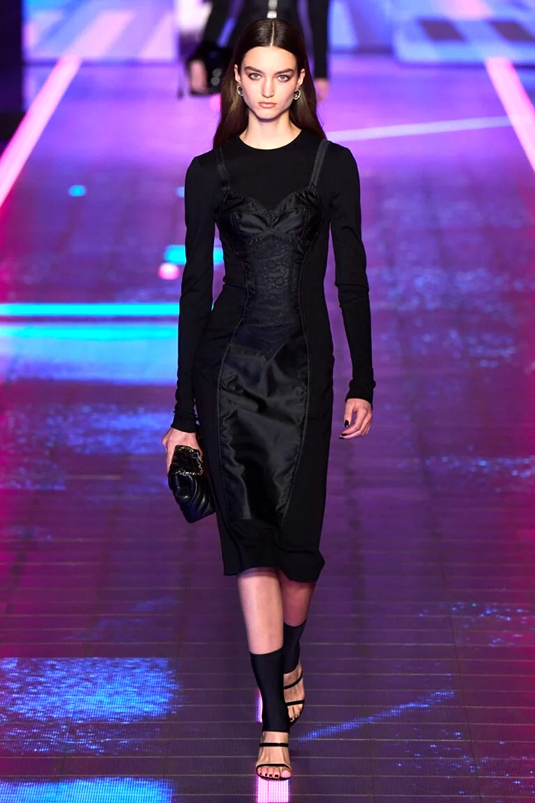 Дольче Габбана осень зима 2022 2023