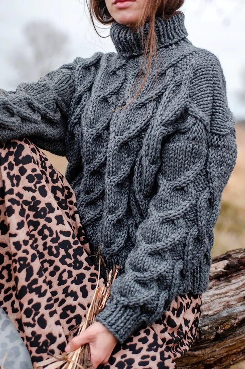 Свитер крупной вязки женский