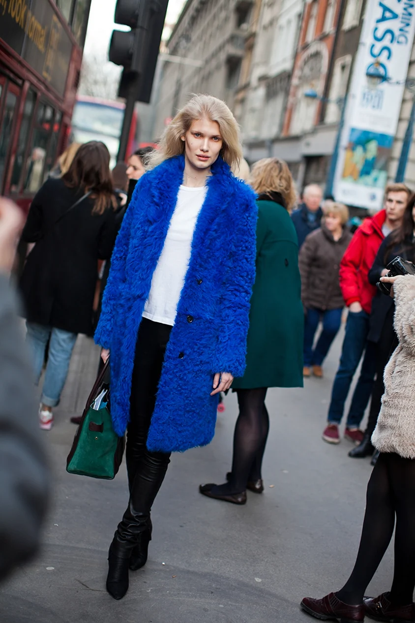 Голубая норковая шуба Street Style